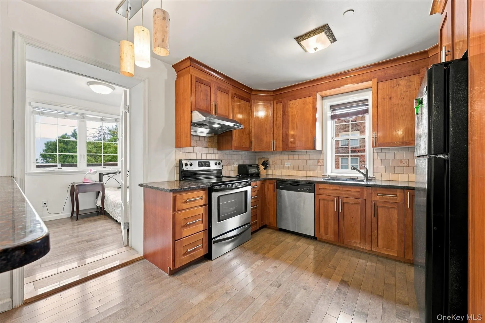 143-36 37th Avenue, New York, NY, 1 Bedroom Bedrooms, 7 Rooms Rooms,2 BathroomsBathrooms,Residential,For Rent,37th,0,1058320 143-36 37th Avenue, New York, NY, 1 Bedroom Bedrooms, 7 Rooms Rooms,2 BathroomsBathrooms,Residential,For Rent,37th,0,1058320
