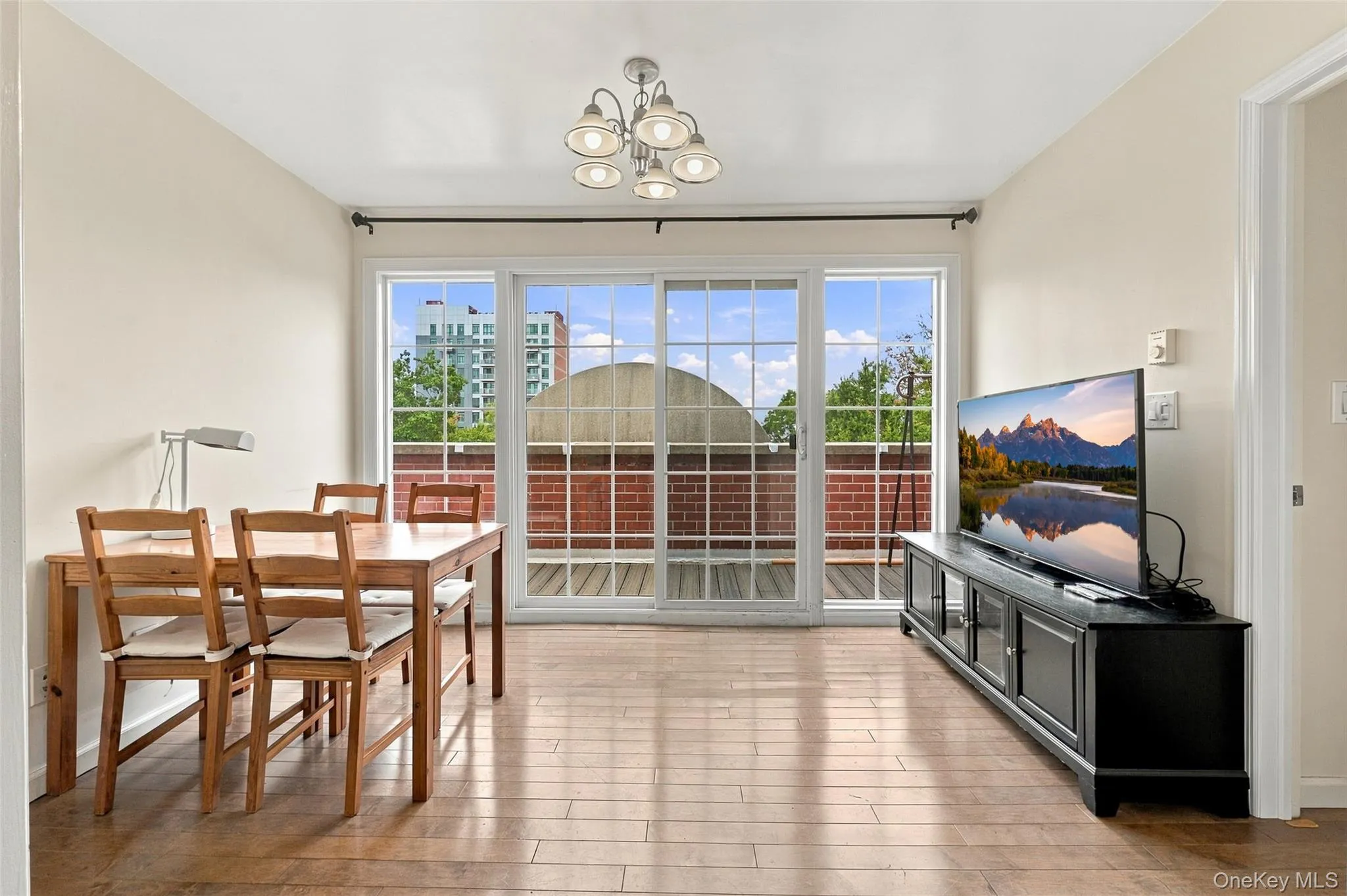 143-36 37th Avenue, New York, NY, 1 Bedroom Bedrooms, 7 Rooms Rooms,2 BathroomsBathrooms,Residential,For Rent,37th,0,1058320 143-36 37th Avenue, New York, NY, 1 Bedroom Bedrooms, 7 Rooms Rooms,2 BathroomsBathrooms,Residential,For Rent,37th,0,1058320