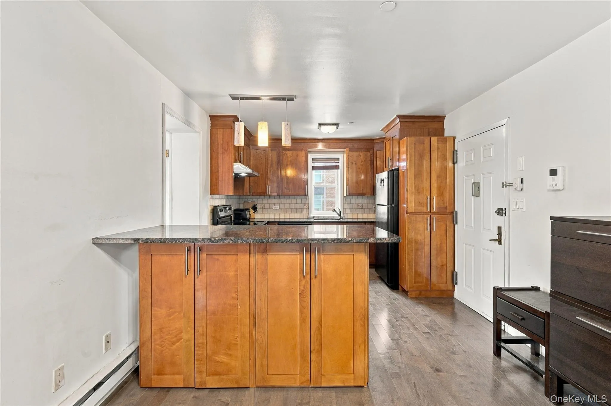 143-36 37th Avenue, New York, NY, 1 Bedroom Bedrooms, 7 Rooms Rooms,2 BathroomsBathrooms,Residential,For Rent,37th,0,1058320 143-36 37th Avenue, New York, NY, 1 Bedroom Bedrooms, 7 Rooms Rooms,2 BathroomsBathrooms,Residential,For Rent,37th,0,1058320
