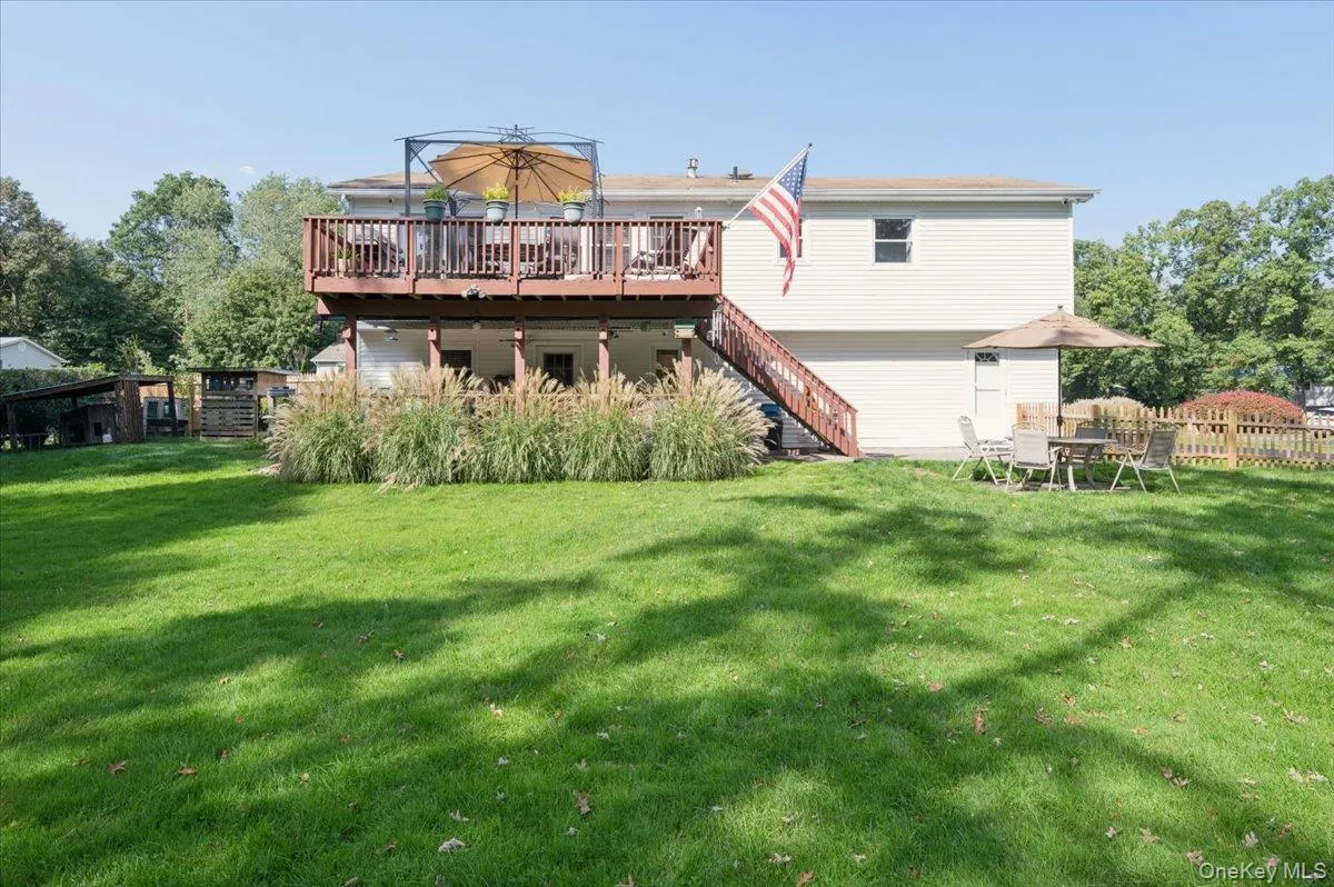 Beautiful level backyard. Beautiful level backyard.