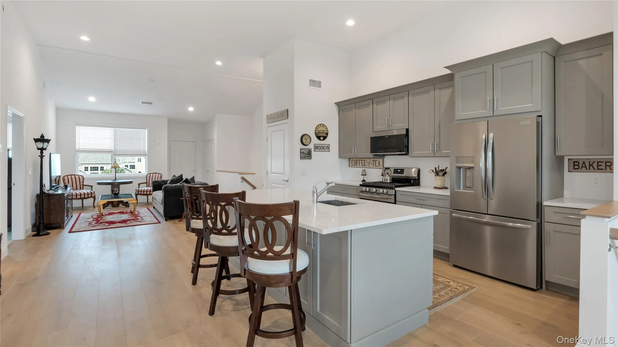 272 Silver Timber Drive, Brookhaven, NY, 2 Bedrooms Bedrooms, 5 Rooms Rooms,2 BathroomsBathrooms,Residential,For Rent,Silver Timber,0,1058346 272 Silver Timber Drive, Brookhaven, NY, 2 Bedrooms Bedrooms, 5 Rooms Rooms,2 BathroomsBathrooms,Residential,For Rent,Silver Timber,0,1058346