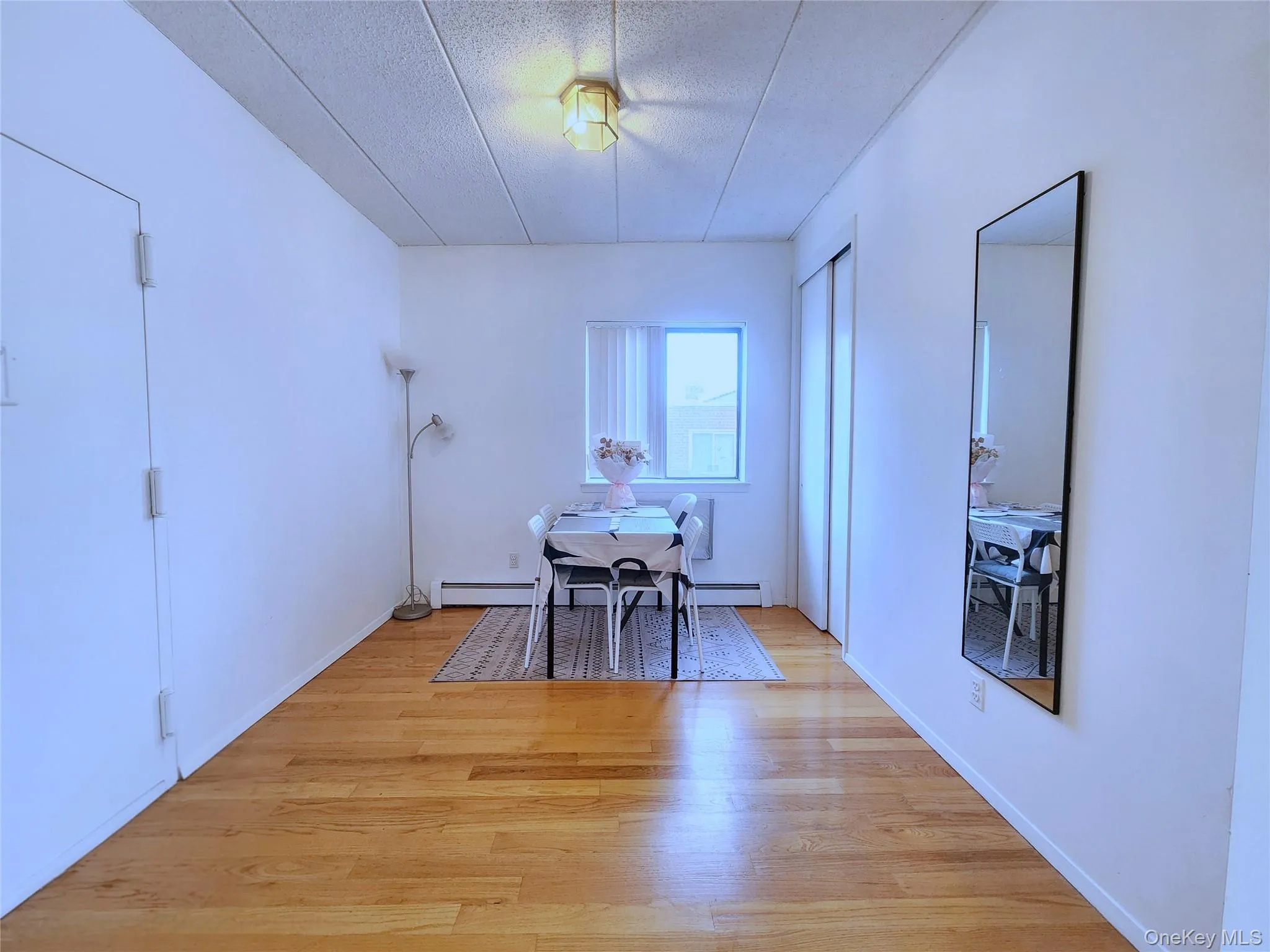 149-15 Barclay Avenue, New York, NY, 1 Bedroom Bedrooms, 4 Room Rooms,1 BathroomBathrooms,Residential Lease,For Rent,Barclay,0,1058347 149-15 Barclay Avenue, New York, NY, 1 Bedroom Bedrooms, 4 Room Rooms,1 BathroomBathrooms,Residential Lease,For Rent,Barclay,0,1058347