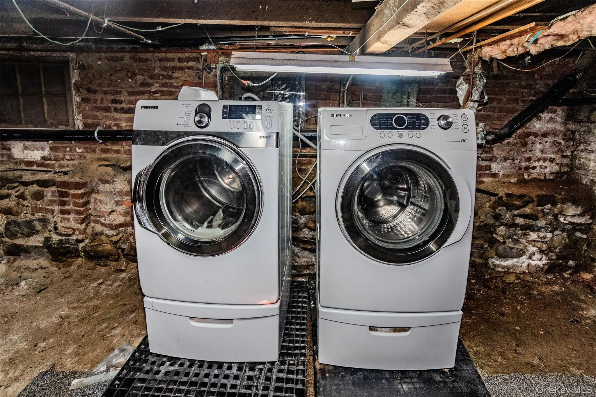 432 1st Street, Newburgh (city), NY, 3 Bedrooms Bedrooms, 6 Rooms Rooms,2 BathroomsBathrooms,Residential,For Rent,1st,0,1058358 432 1st Street, Newburgh (city), NY, 3 Bedrooms Bedrooms, 6 Rooms Rooms,2 BathroomsBathrooms,Residential,For Rent,1st,0,1058358