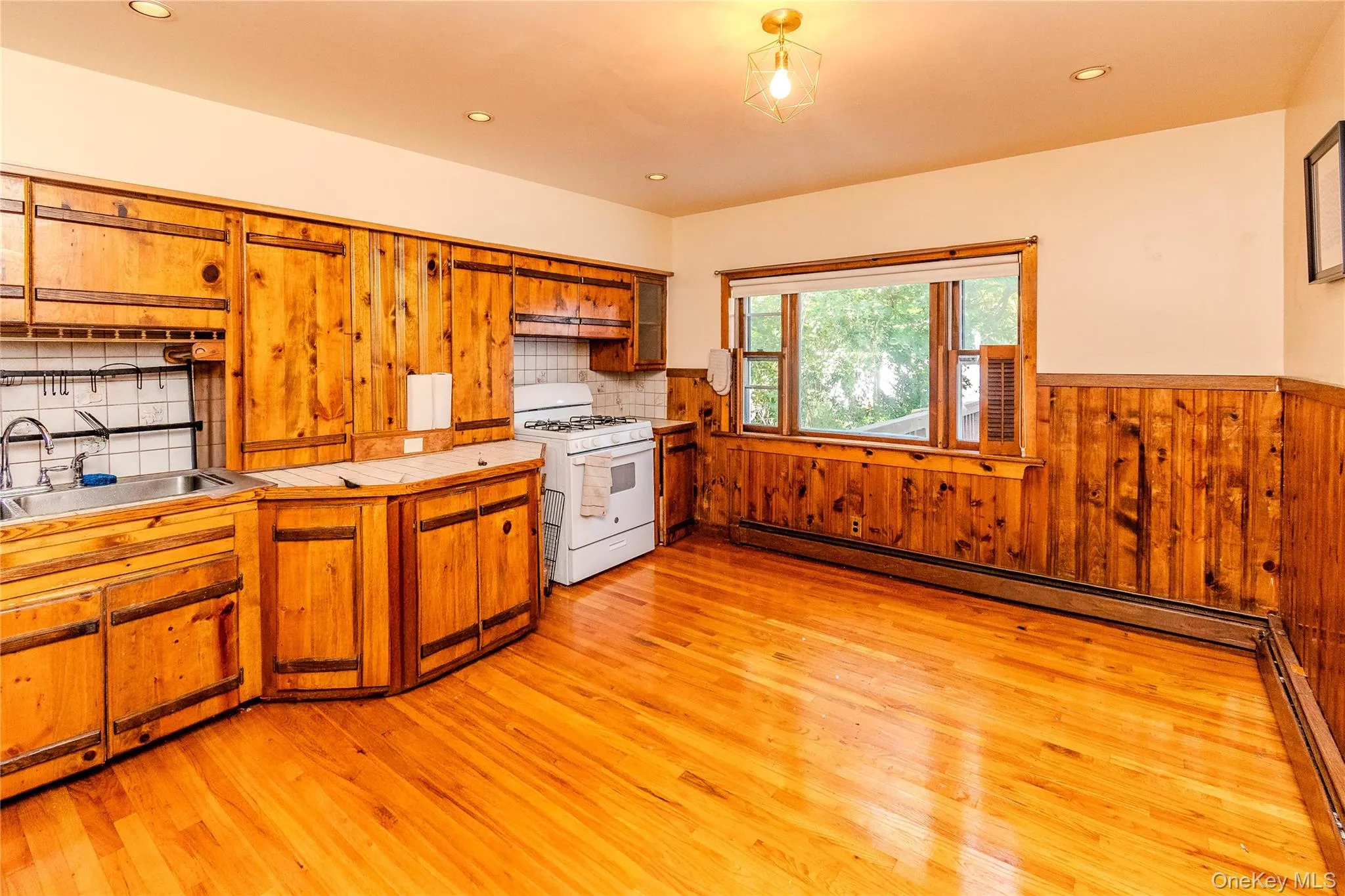 432 1st Street, Newburgh (city), NY, 3 Bedrooms Bedrooms, 6 Rooms Rooms,2 BathroomsBathrooms,Residential,For Rent,1st,0,1058358 432 1st Street, Newburgh (city), NY, 3 Bedrooms Bedrooms, 6 Rooms Rooms,2 BathroomsBathrooms,Residential,For Rent,1st,0,1058358