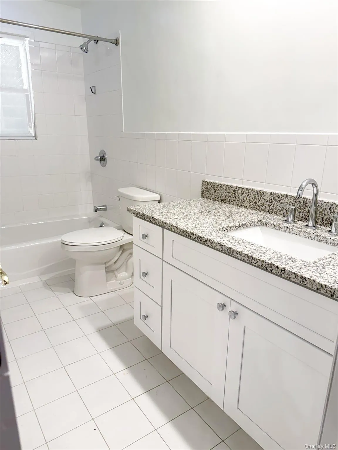 201 Edgewood Avenue, Yonkers, NY, 3 Bedroom Bedrooms, 5 Room Rooms,1 BathroomBathrooms,Residential Lease,For Rent,Edgewood,0,1058370 201 Edgewood Avenue, Yonkers, NY, 3 Bedroom Bedrooms, 5 Room Rooms,1 BathroomBathrooms,Residential Lease,For Rent,Edgewood,0,1058370