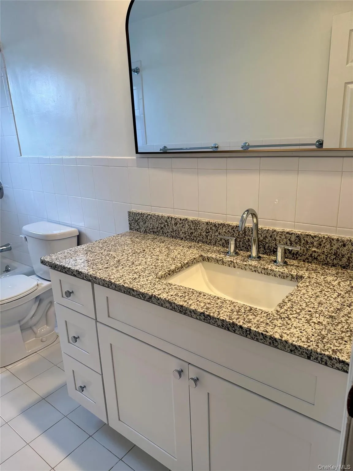 201 Edgewood Avenue, Yonkers, NY, 3 Bedrooms Bedrooms, 5 Rooms Rooms,1 BathroomBathrooms,Residential Lease,For Rent,Edgewood,0,1058370 201 Edgewood Avenue, Yonkers, NY, 3 Bedrooms Bedrooms, 5 Rooms Rooms,1 BathroomBathrooms,Residential Lease,For Rent,Edgewood,0,1058370