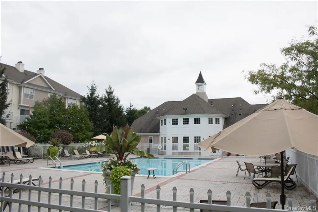 Pool Pool