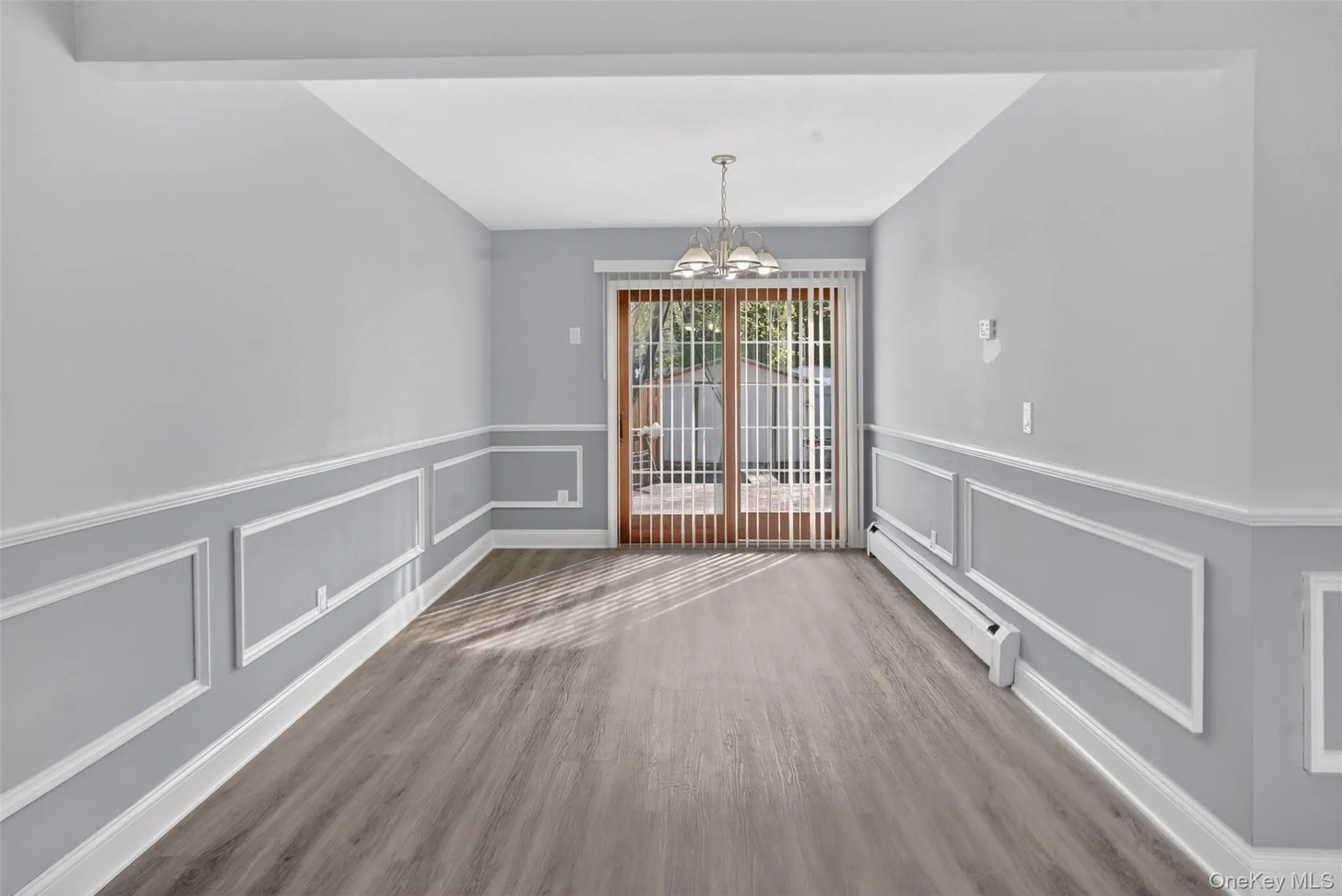 15 Aspen Road, Middletown, NY, 2 Bedrooms Bedrooms, 7 Rooms Rooms,1 BathroomBathrooms,Residential,For Rent,Aspen,0,1058387 15 Aspen Road, Middletown, NY, 2 Bedrooms Bedrooms, 7 Rooms Rooms,1 BathroomBathrooms,Residential,For Rent,Aspen,0,1058387