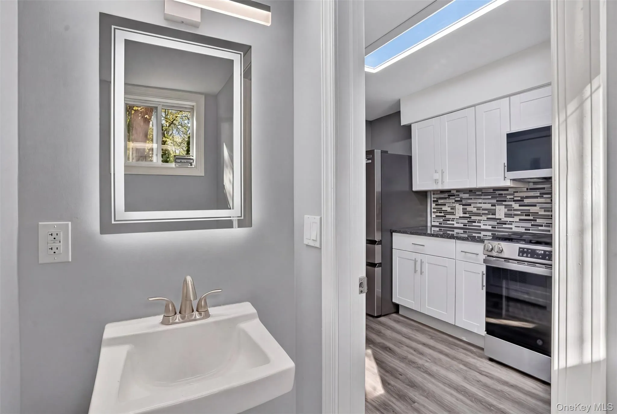 15 Aspen Road, Middletown, NY, 2 Bedrooms Bedrooms, 7 Rooms Rooms,1 BathroomBathrooms,Residential,For Rent,Aspen,0,1058387 15 Aspen Road, Middletown, NY, 2 Bedrooms Bedrooms, 7 Rooms Rooms,1 BathroomBathrooms,Residential,For Rent,Aspen,0,1058387