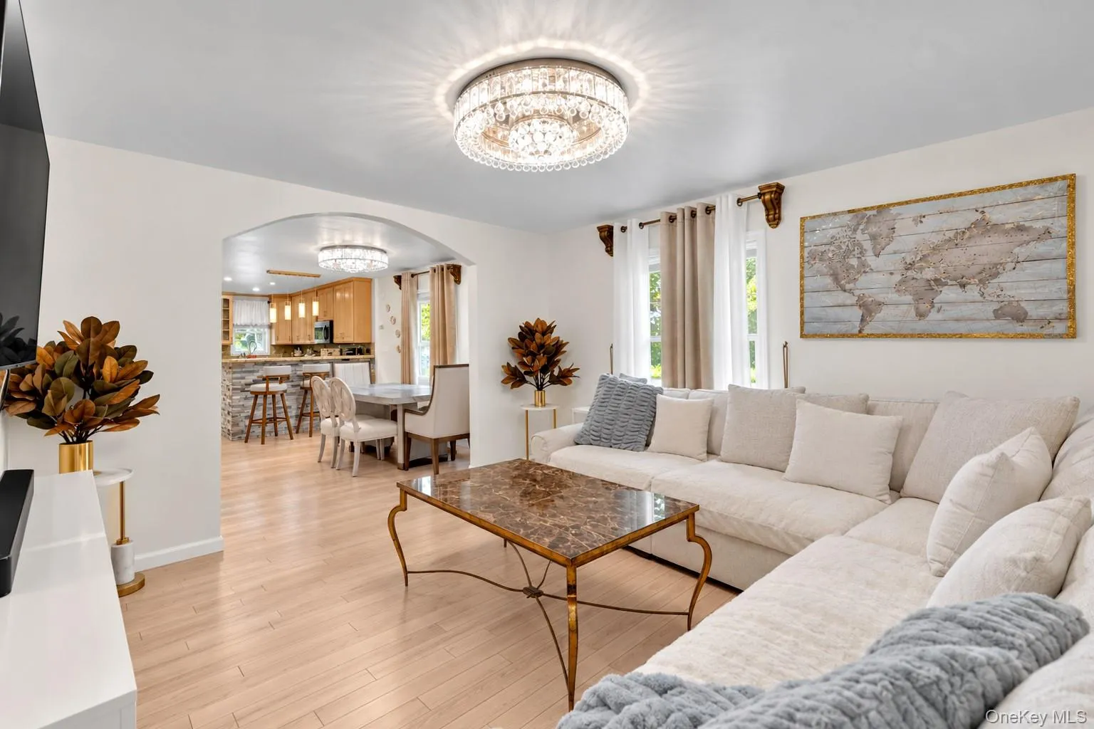 45 Matthews Avenue, West Babylon, NY, 5 Bedrooms Bedrooms, 10 Rooms Rooms,2 BathroomsBathrooms,Residential,For Rent,Matthews,0,1058394 45 Matthews Avenue, West Babylon, NY, 5 Bedrooms Bedrooms, 10 Rooms Rooms,2 BathroomsBathrooms,Residential,For Rent,Matthews,0,1058394
