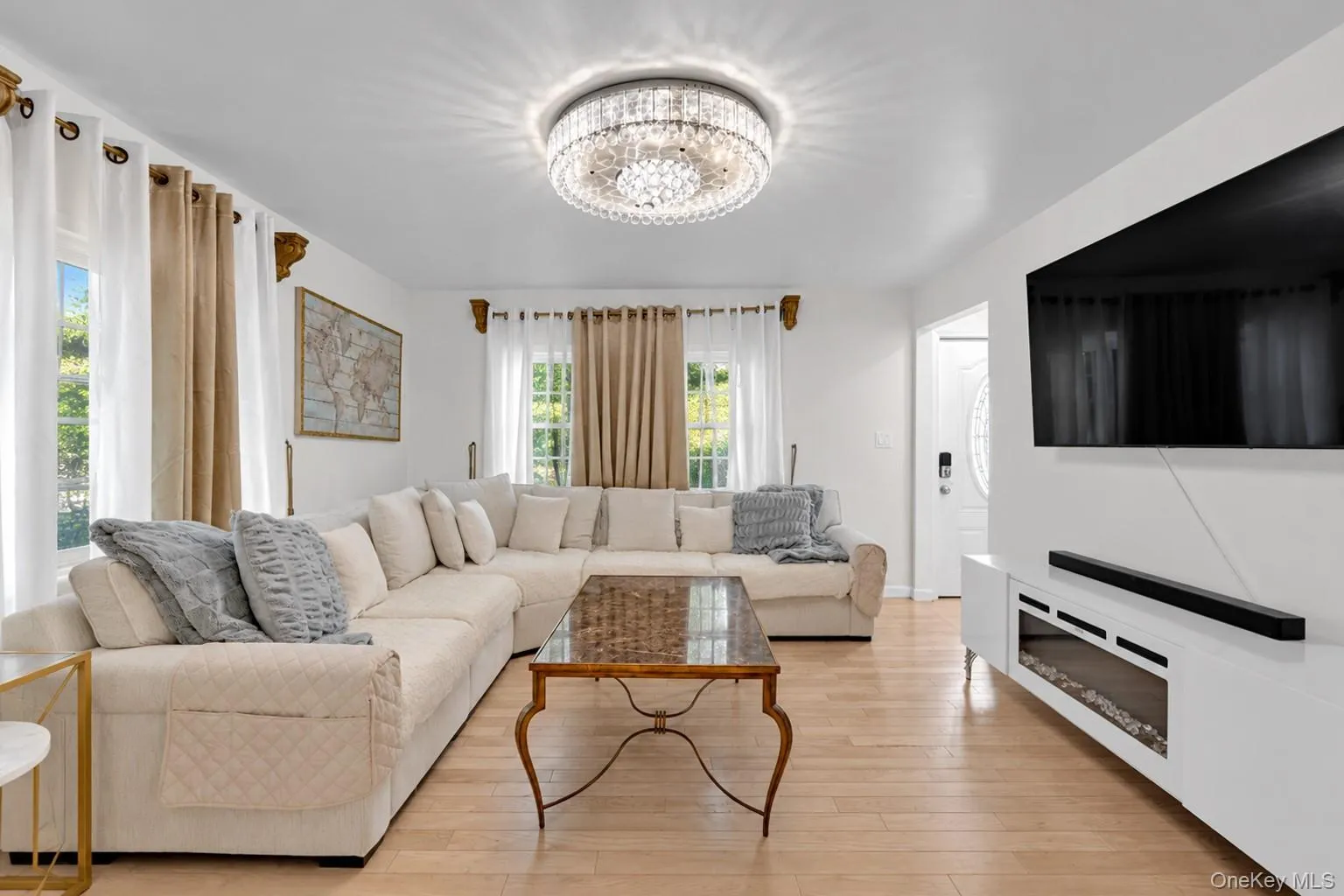 45 Matthews Avenue, West Babylon, NY, 5 Bedrooms Bedrooms, 10 Rooms Rooms,2 BathroomsBathrooms,Residential,For Rent,Matthews,0,1058394 45 Matthews Avenue, West Babylon, NY, 5 Bedrooms Bedrooms, 10 Rooms Rooms,2 BathroomsBathrooms,Residential,For Rent,Matthews,0,1058394