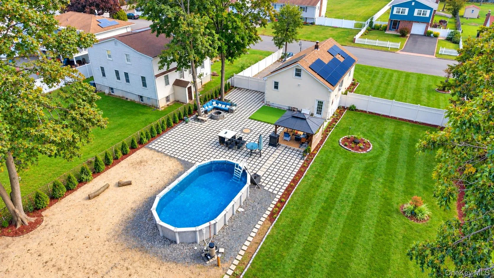 45 Matthews Avenue, West Babylon, NY, 5 Bedrooms Bedrooms, 10 Rooms Rooms,2 BathroomsBathrooms,Residential,For Rent,Matthews,0,1058394 45 Matthews Avenue, West Babylon, NY, 5 Bedrooms Bedrooms, 10 Rooms Rooms,2 BathroomsBathrooms,Residential,For Rent,Matthews,0,1058394