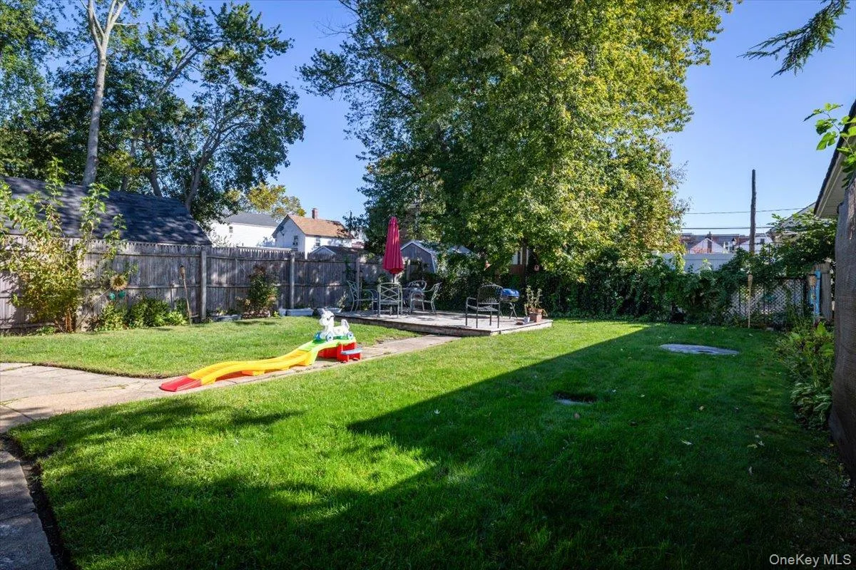 51 Columbia Street, Oyster Bay, NY, 2 Bedrooms Bedrooms, 7 Rooms Rooms,2 BathroomsBathrooms,Residential,For Rent,Columbia,0,1058397 51 Columbia Street, Oyster Bay, NY, 2 Bedrooms Bedrooms, 7 Rooms Rooms,2 BathroomsBathrooms,Residential,For Rent,Columbia,0,1058397