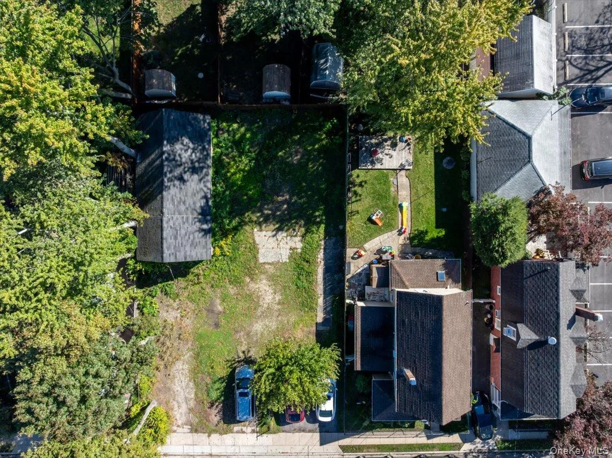 51 Columbia Street, Oyster Bay, NY, 2 Bedrooms Bedrooms, 7 Rooms Rooms,2 BathroomsBathrooms,Residential,For Rent,Columbia,0,1058397 51 Columbia Street, Oyster Bay, NY, 2 Bedrooms Bedrooms, 7 Rooms Rooms,2 BathroomsBathrooms,Residential,For Rent,Columbia,0,1058397