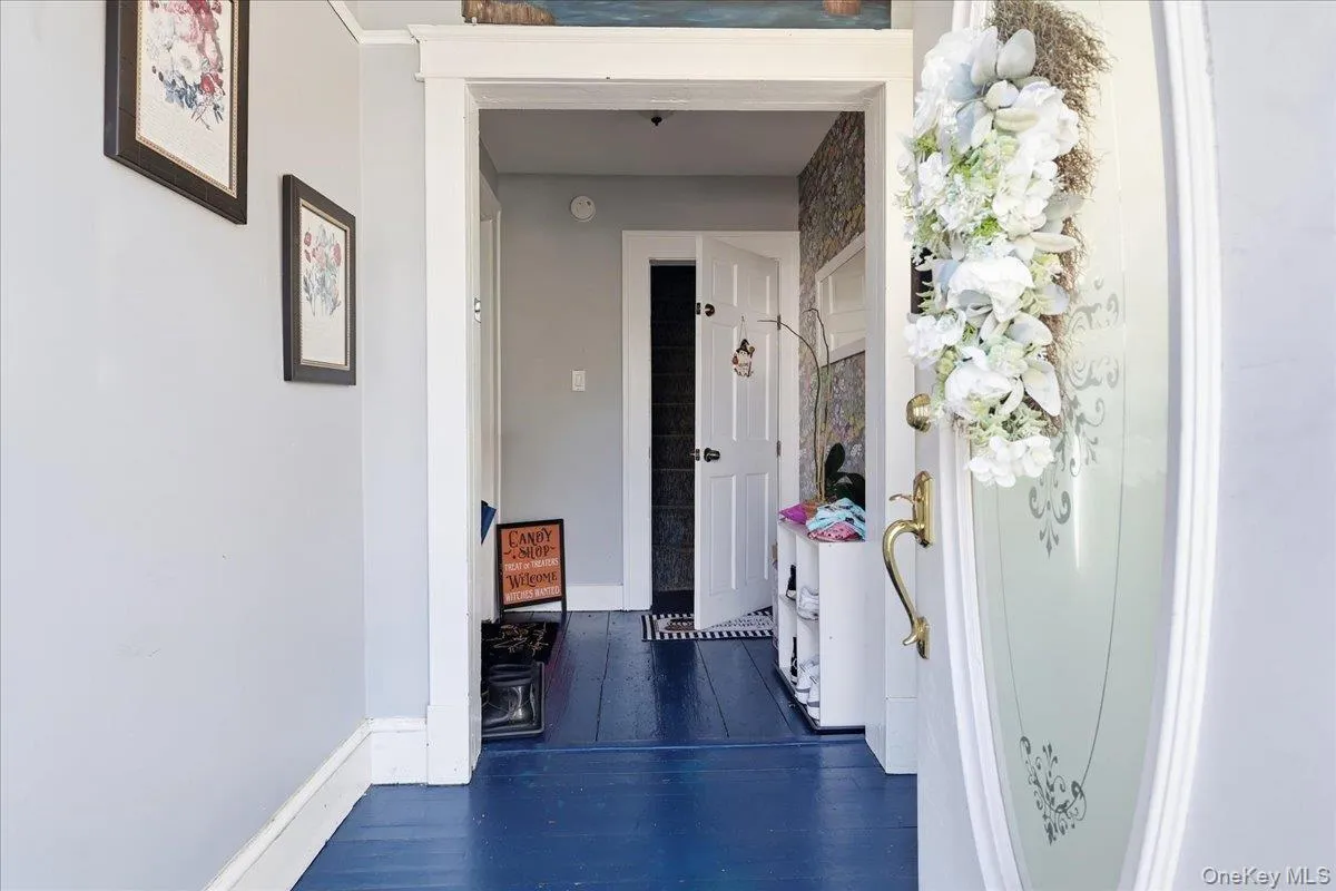 51 Columbia Street, Oyster Bay, NY, 2 Bedrooms Bedrooms, 7 Rooms Rooms,2 BathroomsBathrooms,Residential,For Rent,Columbia,0,1058397 51 Columbia Street, Oyster Bay, NY, 2 Bedrooms Bedrooms, 7 Rooms Rooms,2 BathroomsBathrooms,Residential,For Rent,Columbia,0,1058397