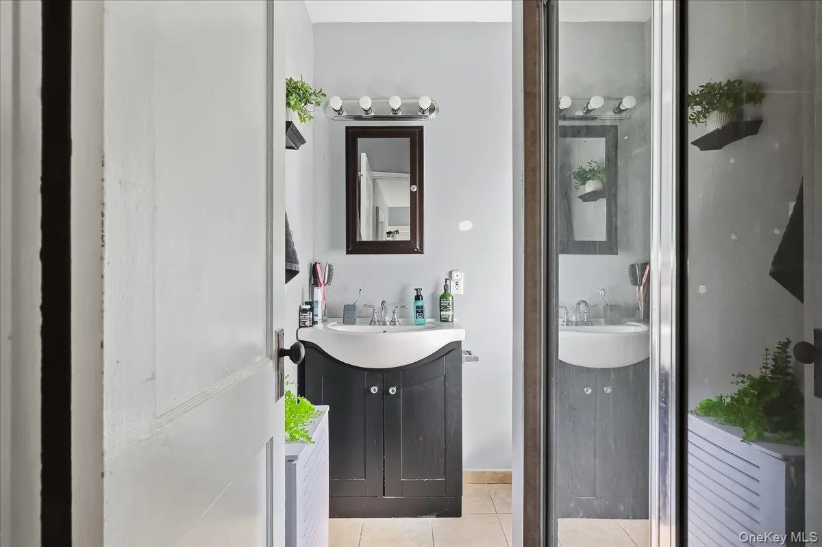 51 Columbia Street, Oyster Bay, NY, 2 Bedrooms Bedrooms, 7 Rooms Rooms,2 BathroomsBathrooms,Residential,For Rent,Columbia,0,1058397 51 Columbia Street, Oyster Bay, NY, 2 Bedrooms Bedrooms, 7 Rooms Rooms,2 BathroomsBathrooms,Residential,For Rent,Columbia,0,1058397