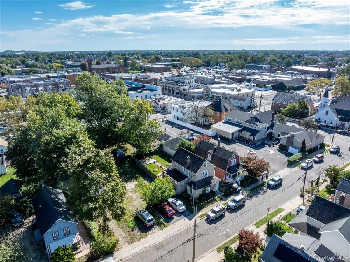 51 Columbia Street, Oyster Bay, NY, 2 Bedrooms Bedrooms, 7 Rooms Rooms,2 BathroomsBathrooms,Residential,For Rent,Columbia,0,1058397 51 Columbia Street, Oyster Bay, NY, 2 Bedrooms Bedrooms, 7 Rooms Rooms,2 BathroomsBathrooms,Residential,For Rent,Columbia,0,1058397