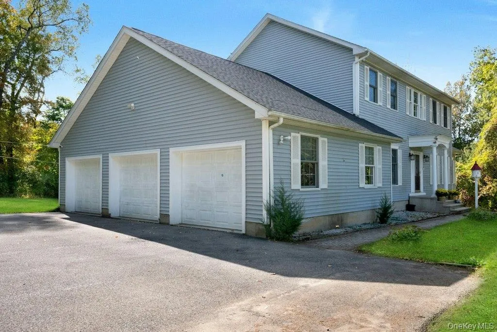 74 Temby Drive, Dover, NY, 4 Bedrooms Bedrooms, 11 Rooms Rooms,3 BathroomsBathrooms,Residential,For Rent,Temby,0,1058399 74 Temby Drive, Dover, NY, 4 Bedrooms Bedrooms, 11 Rooms Rooms,3 BathroomsBathrooms,Residential,For Rent,Temby,0,1058399