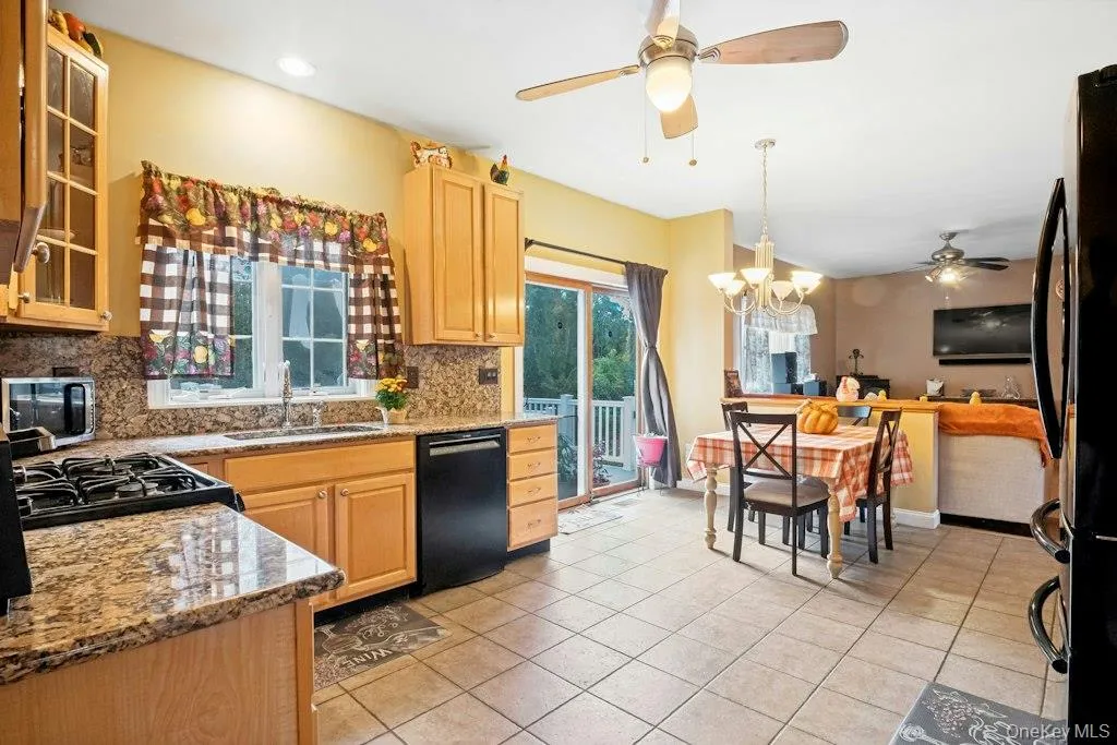 74 Temby Drive, Dover, NY, 4 Bedrooms Bedrooms, 11 Rooms Rooms,3 BathroomsBathrooms,Residential,For Rent,Temby,0,1058399 74 Temby Drive, Dover, NY, 4 Bedrooms Bedrooms, 11 Rooms Rooms,3 BathroomsBathrooms,Residential,For Rent,Temby,0,1058399
