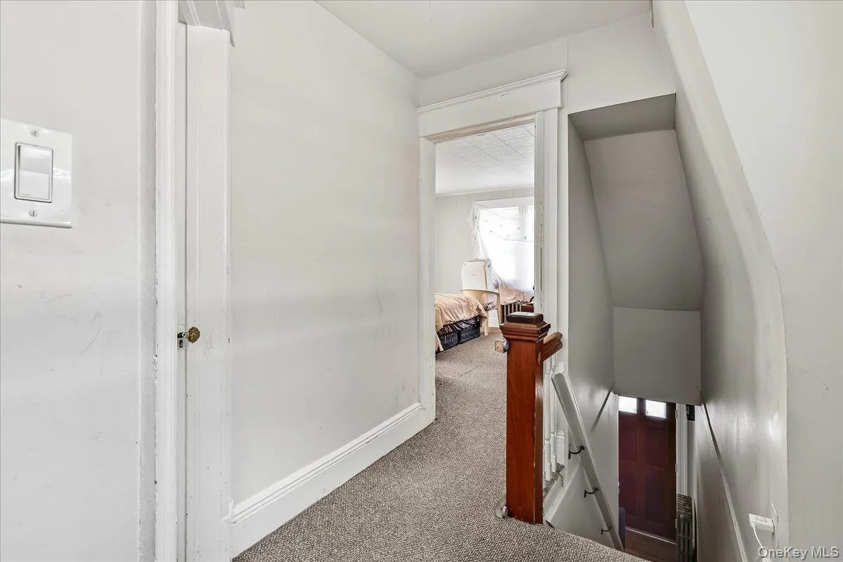 55 Columbia Street, Oyster Bay, NY, 3 Bedrooms Bedrooms, 6 Rooms Rooms,1 BathroomBathrooms,Residential,For Rent,Columbia,0,1058400 55 Columbia Street, Oyster Bay, NY, 3 Bedrooms Bedrooms, 6 Rooms Rooms,1 BathroomBathrooms,Residential,For Rent,Columbia,0,1058400