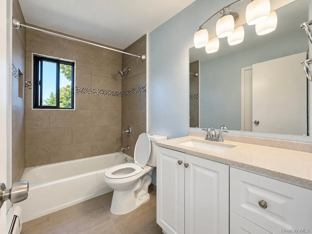 2 Fortune Road, Wallkill, NY, 2 Bedroom Bedrooms, 4 Room Rooms,2 BathroomBathrooms,Residential Lease,For Rent,Fortune,0,1058401 2 Fortune Road, Wallkill, NY, 2 Bedroom Bedrooms, 4 Room Rooms,2 BathroomBathrooms,Residential Lease,For Rent,Fortune,0,1058401