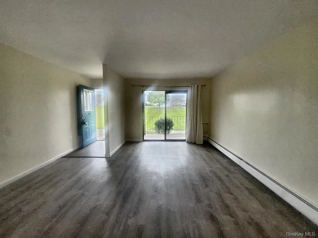 2 Fortune Road, Wallkill, NY, 2 Bedroom Bedrooms, 4 Room Rooms,2 BathroomBathrooms,Residential Lease,For Rent,Fortune,0,1058401 2 Fortune Road, Wallkill, NY, 2 Bedroom Bedrooms, 4 Room Rooms,2 BathroomBathrooms,Residential Lease,For Rent,Fortune,0,1058401