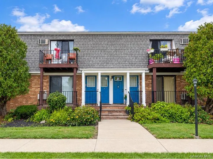2 Fortune Road, Wallkill, NY, 2 Bedroom Bedrooms, 4 Room Rooms,2 BathroomBathrooms,Residential Lease,For Rent,Fortune,0,1058401 2 Fortune Road, Wallkill, NY, 2 Bedroom Bedrooms, 4 Room Rooms,2 BathroomBathrooms,Residential Lease,For Rent,Fortune,0,1058401