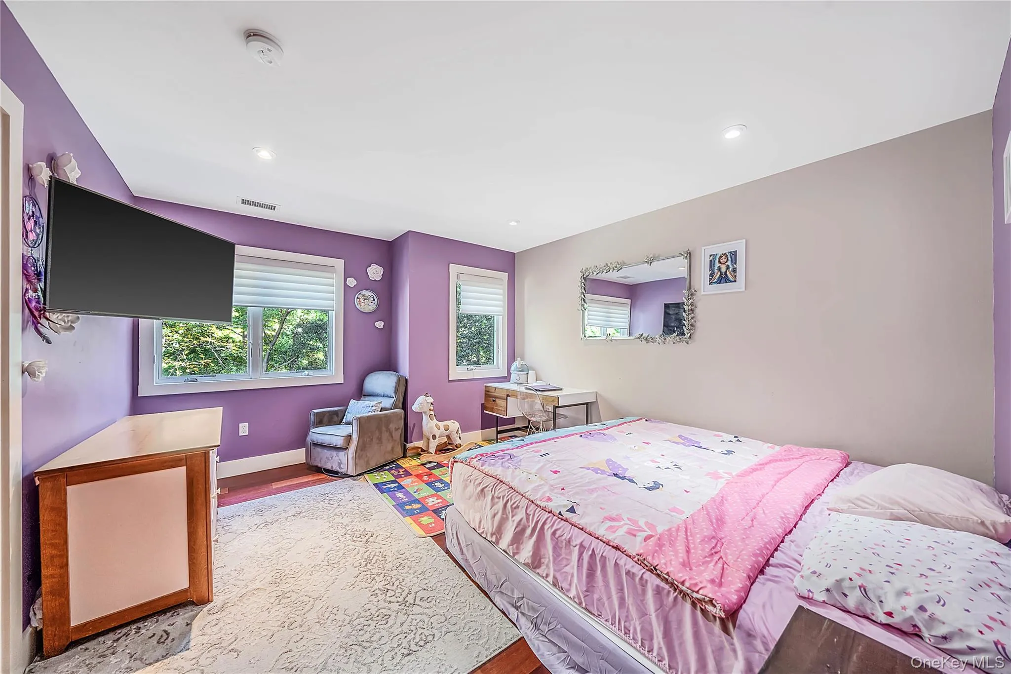 Bedroom 3 - Large closet, wood floors, recessed lighting Bedroom 3 - Large closet, wood floors, recessed lighting