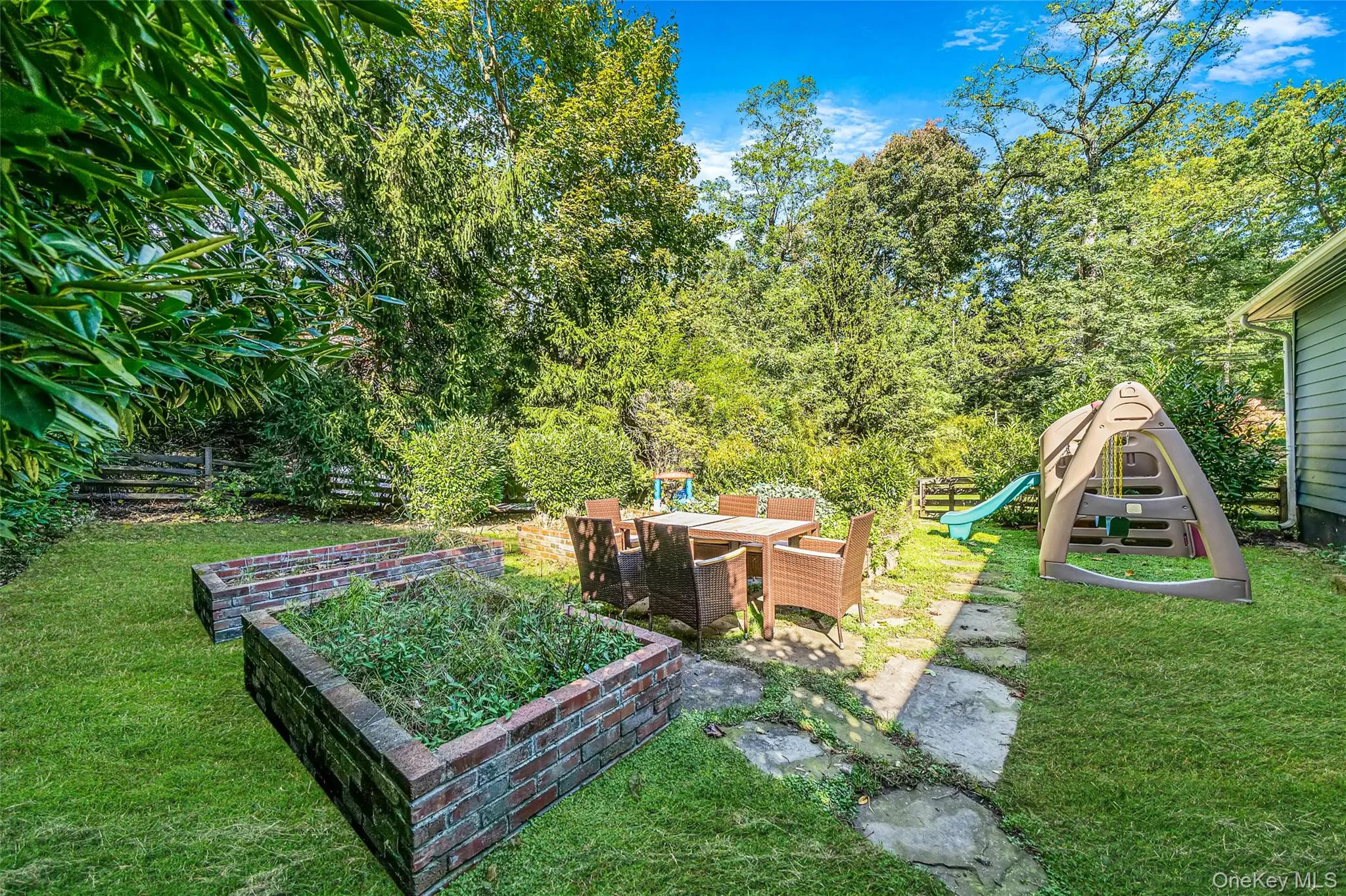 Gardener's dream withe brick planters, play area, separateky fenced Gardener's dream withe brick planters, play area, separateky fenced