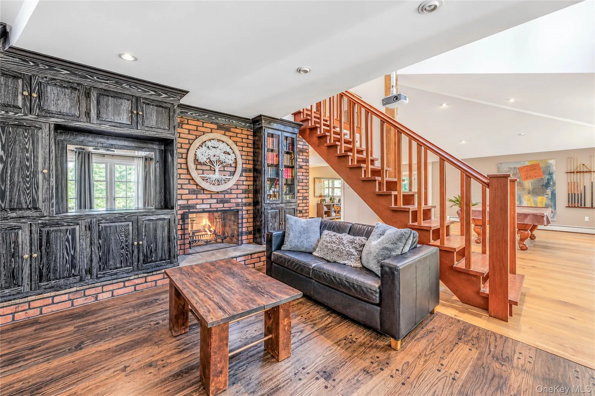 Double sided brick fireplace Double sided brick fireplace