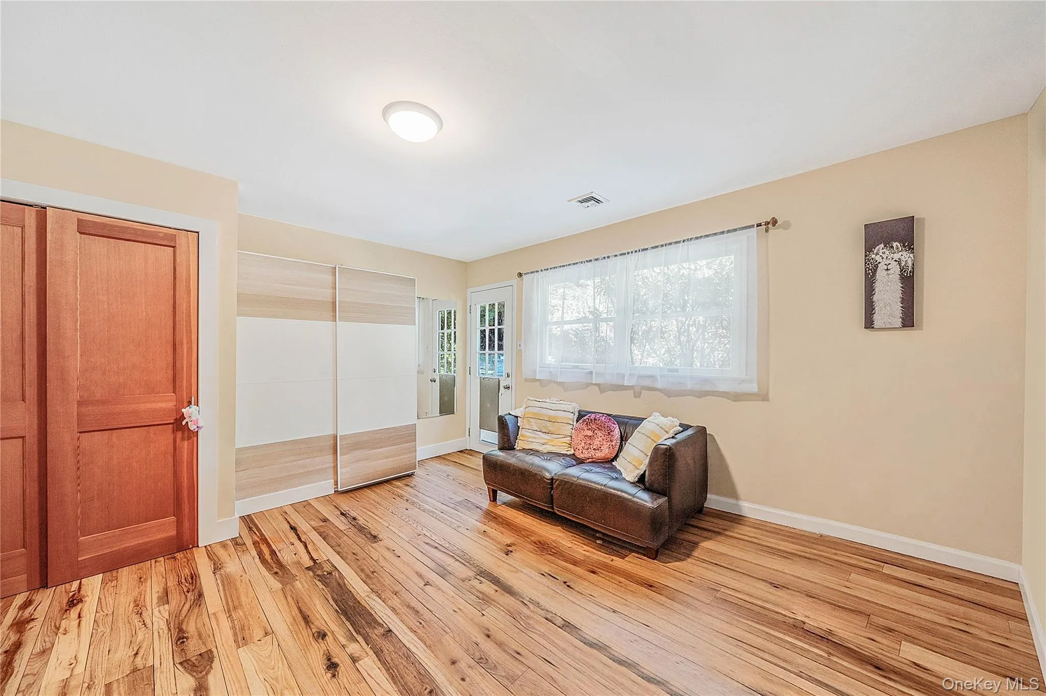 Office - wood floors, outside entrance Office - wood floors, outside entrance