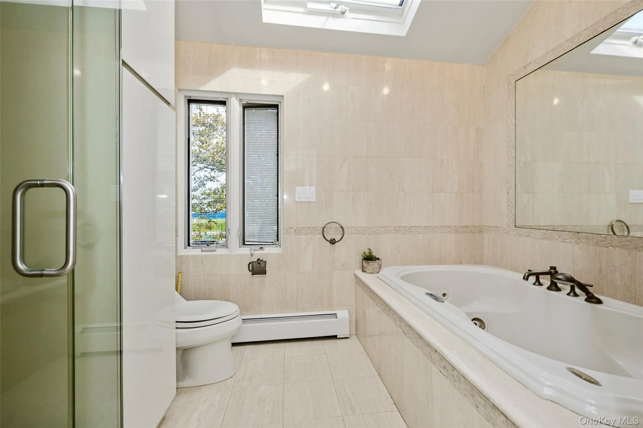 2nd Floor Full Bathroom 2nd Floor Full Bathroom