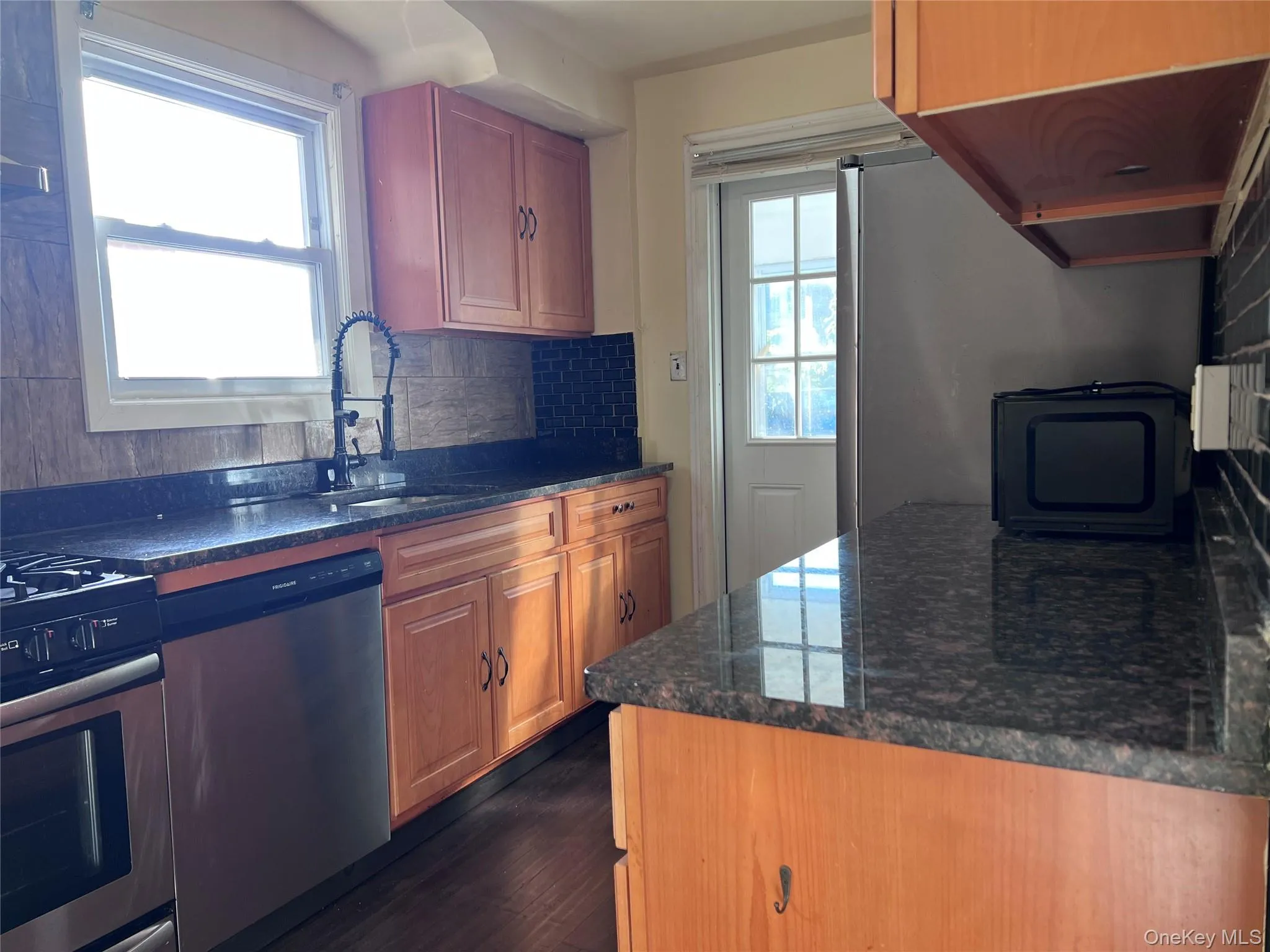 13018 228th Street, New York, NY, 3 Bedroom Bedrooms, 6 Room Rooms,1 BathroomBathrooms,Residential Lease,For Rent,228th,0,1058415 13018 228th Street, New York, NY, 3 Bedroom Bedrooms, 6 Room Rooms,1 BathroomBathrooms,Residential Lease,For Rent,228th,0,1058415