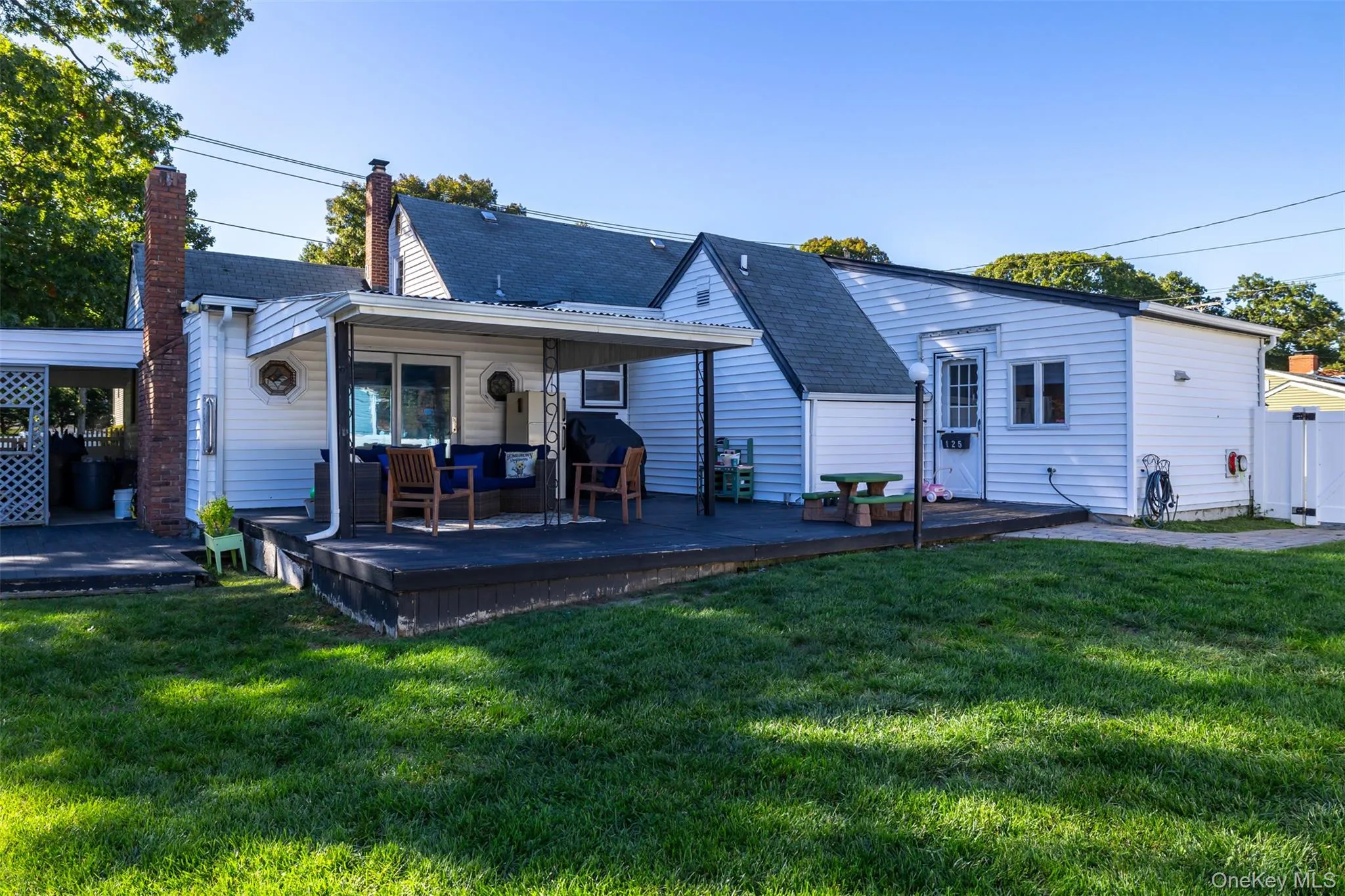 125 Carroll Avenue, Brookhaven, NY, 4 Bedrooms Bedrooms, 10 Rooms Rooms,2 BathroomsBathrooms,Residential,For Rent,Carroll,0,1058418 125 Carroll Avenue, Brookhaven, NY, 4 Bedrooms Bedrooms, 10 Rooms Rooms,2 BathroomsBathrooms,Residential,For Rent,Carroll,0,1058418
