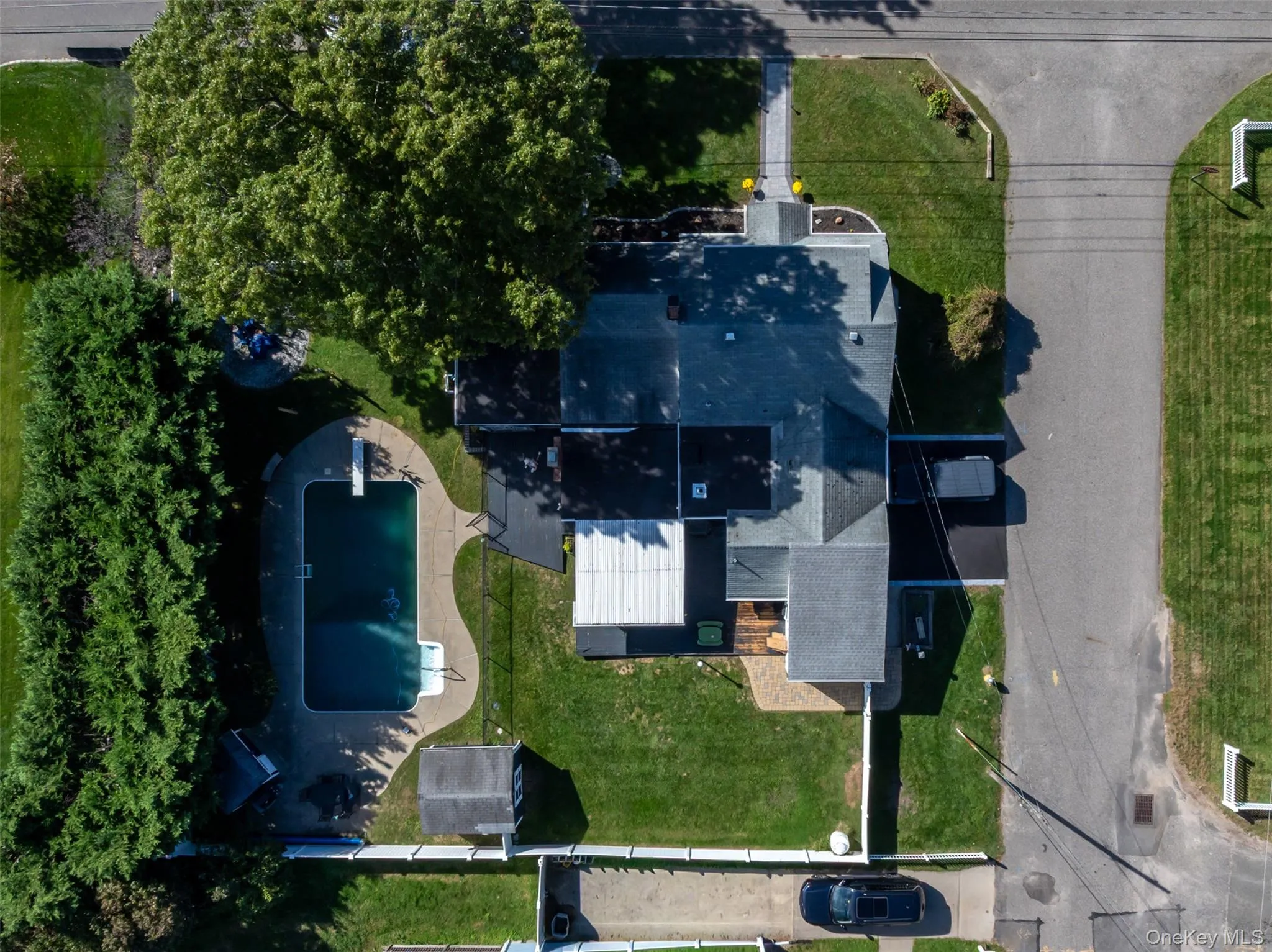 125 Carroll Avenue, Brookhaven, NY, 4 Bedrooms Bedrooms, 10 Rooms Rooms,2 BathroomsBathrooms,Residential,For Rent,Carroll,0,1058418 125 Carroll Avenue, Brookhaven, NY, 4 Bedrooms Bedrooms, 10 Rooms Rooms,2 BathroomsBathrooms,Residential,For Rent,Carroll,0,1058418