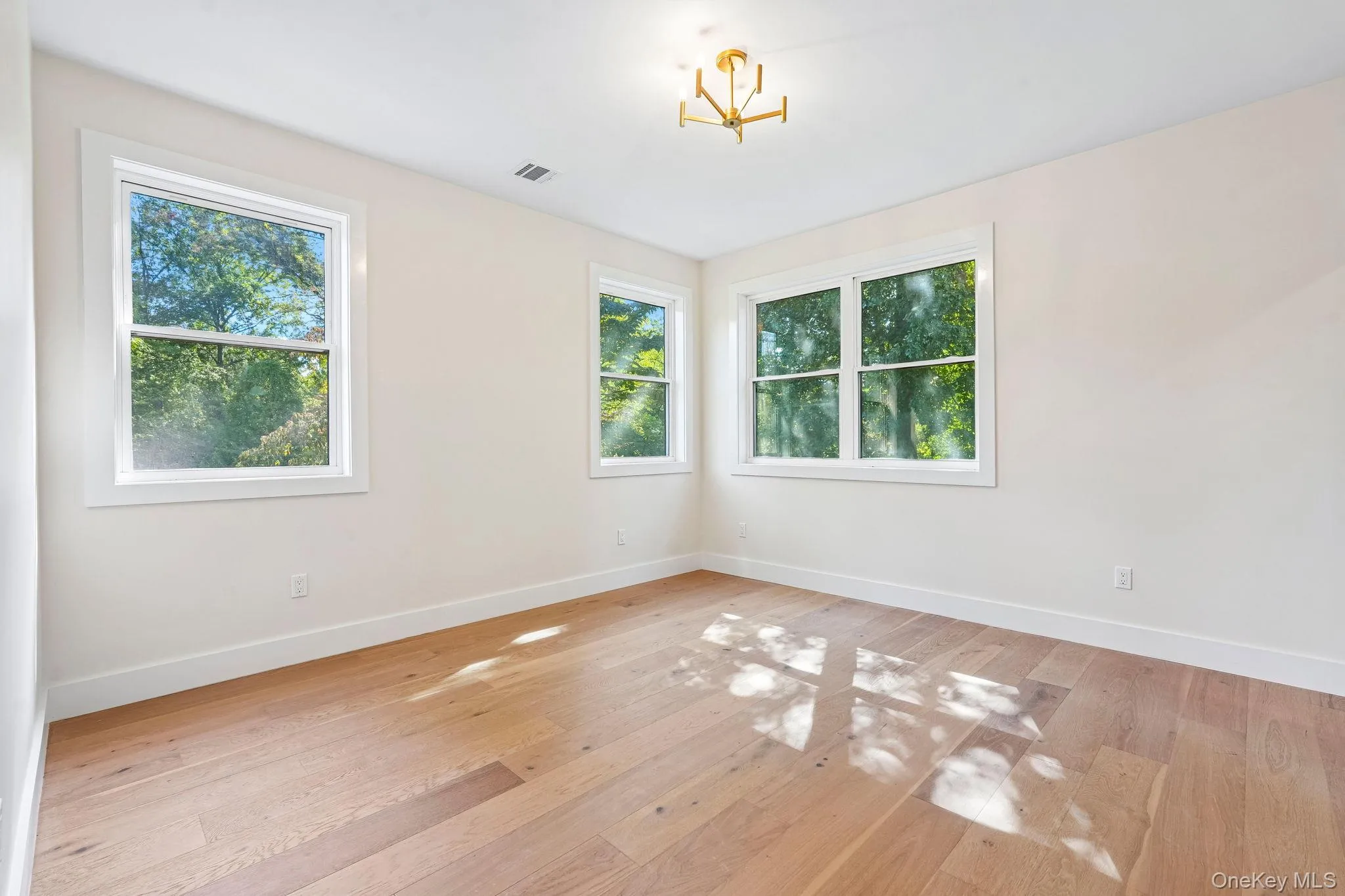 71 Gilchrest Road, Clarkstown, NY, 5 Bedrooms Bedrooms, 10 Rooms Rooms,4 BathroomsBathrooms,Residential,For Rent,Gilchrest,0,1058422 71 Gilchrest Road, Clarkstown, NY, 5 Bedrooms Bedrooms, 10 Rooms Rooms,4 BathroomsBathrooms,Residential,For Rent,Gilchrest,0,1058422