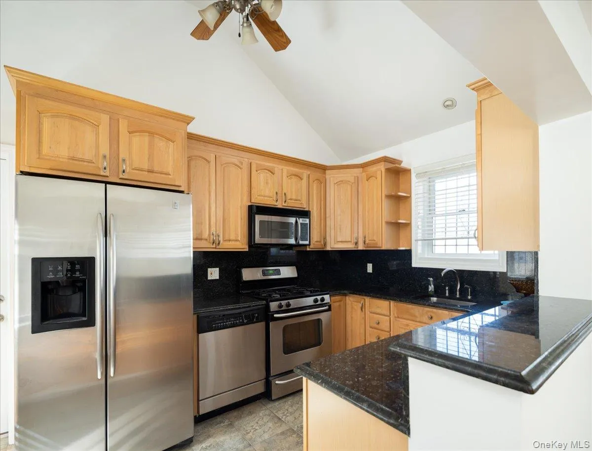14811 10th Avenue, New York, NY, 4 Bedrooms Bedrooms, 10 Rooms Rooms,3 BathroomsBathrooms,Residential,For Rent,10th,0,1058424 14811 10th Avenue, New York, NY, 4 Bedrooms Bedrooms, 10 Rooms Rooms,3 BathroomsBathrooms,Residential,For Rent,10th,0,1058424