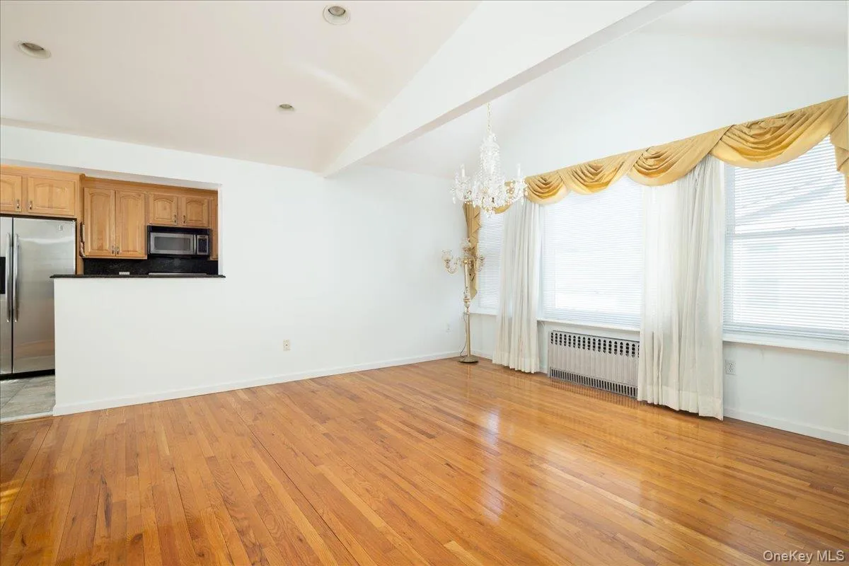 14811 10th Avenue, New York, NY, 4 Bedrooms Bedrooms, 10 Rooms Rooms,3 BathroomsBathrooms,Residential,For Rent,10th,0,1058424 14811 10th Avenue, New York, NY, 4 Bedrooms Bedrooms, 10 Rooms Rooms,3 BathroomsBathrooms,Residential,For Rent,10th,0,1058424
