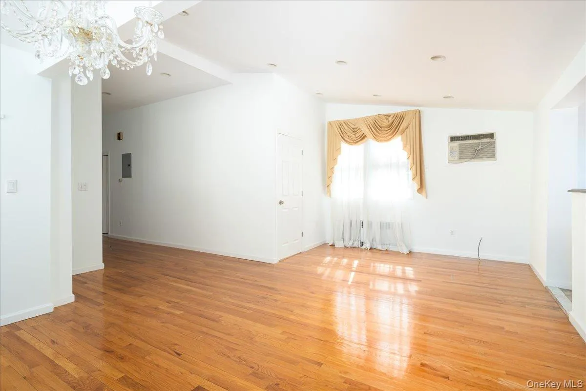 14811 10th Avenue, New York, NY, 4 Bedrooms Bedrooms, 10 Rooms Rooms,3 BathroomsBathrooms,Residential,For Rent,10th,0,1058424 14811 10th Avenue, New York, NY, 4 Bedrooms Bedrooms, 10 Rooms Rooms,3 BathroomsBathrooms,Residential,For Rent,10th,0,1058424