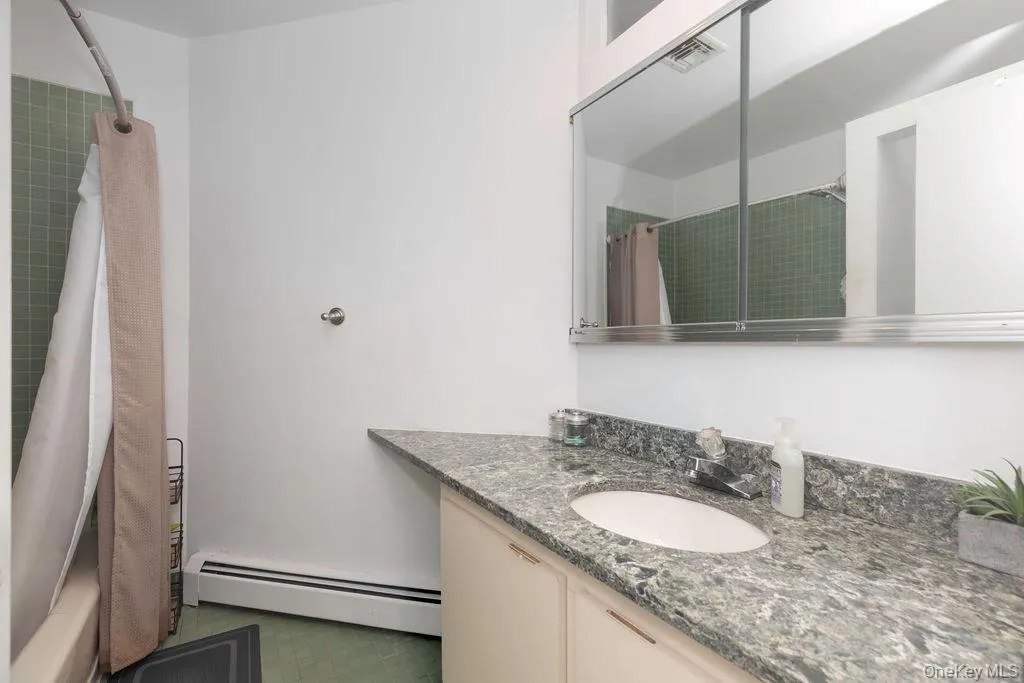 2nd floor full bath 2nd floor full bath