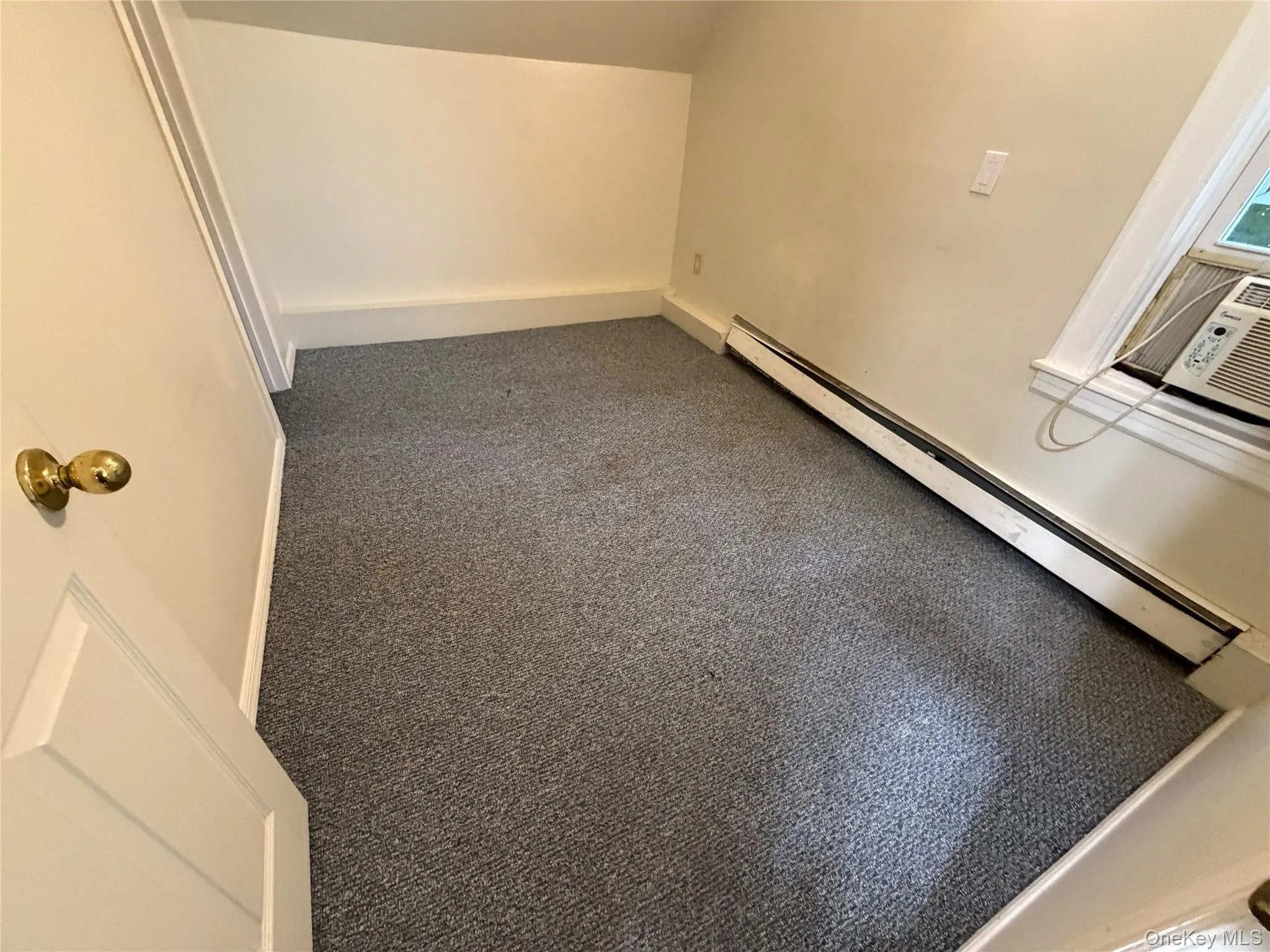 953 Washington Street, Hempstead, NY, 3 Bedroom Bedrooms, 1 Room Rooms,2 BathroomBathrooms,Residential Lease,For Rent,Washington,0,1058438 953 Washington Street, Hempstead, NY, 3 Bedroom Bedrooms, 1 Room Rooms,2 BathroomBathrooms,Residential Lease,For Rent,Washington,0,1058438