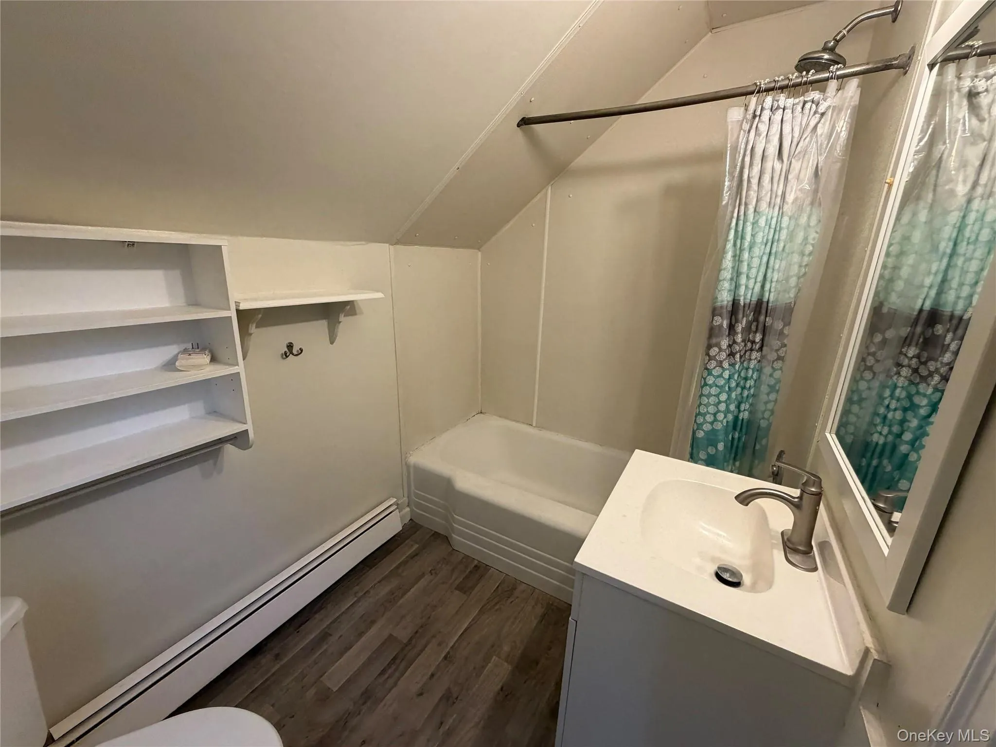 953 Washington Street, Hempstead, NY, 3 Bedroom Bedrooms, 1 Room Rooms,2 BathroomBathrooms,Residential Lease,For Rent,Washington,0,1058438 953 Washington Street, Hempstead, NY, 3 Bedroom Bedrooms, 1 Room Rooms,2 BathroomBathrooms,Residential Lease,For Rent,Washington,0,1058438
