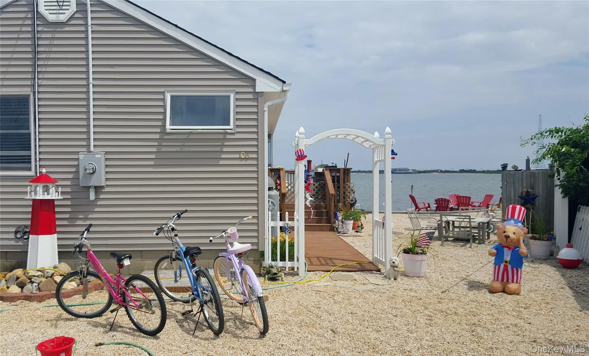106 Shore E Drive, East Hampton, New York 11930