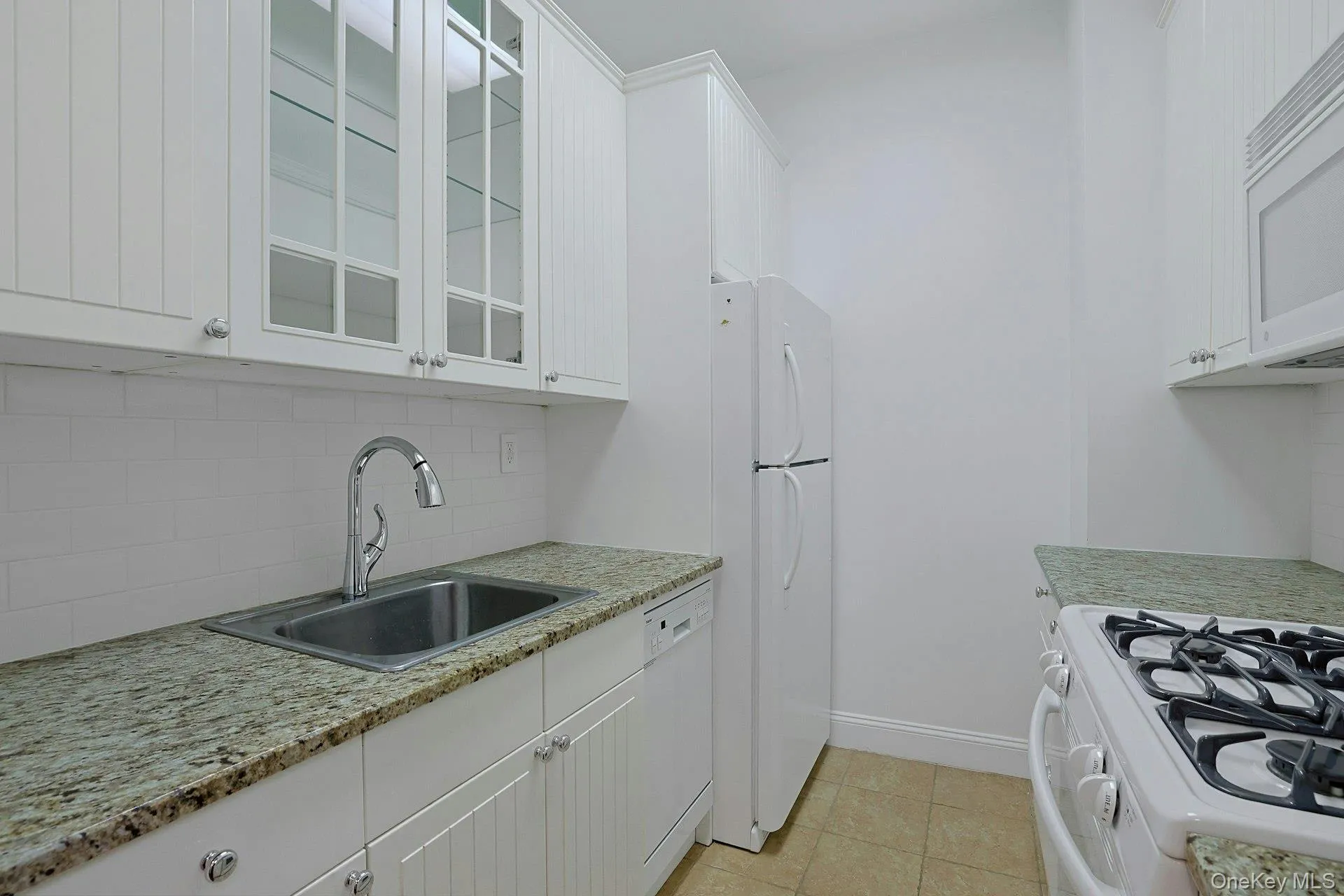1250 North Avenue, New Rochelle, NY, 1 Room Rooms,1 BathroomBathrooms,Residential,For Rent,North,0,1058450 1250 North Avenue, New Rochelle, NY, 1 Room Rooms,1 BathroomBathrooms,Residential,For Rent,North,0,1058450