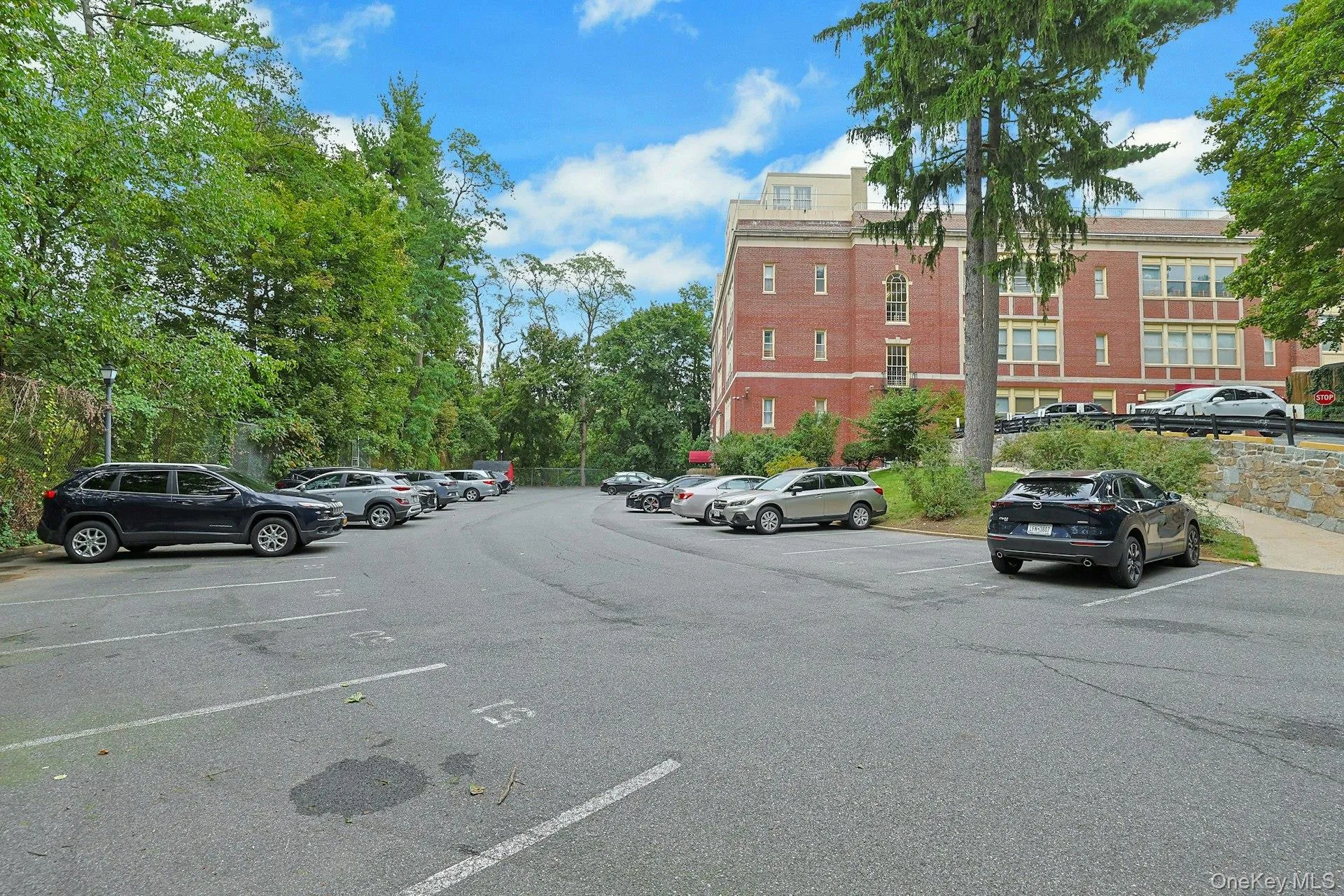 Ample visitor parking Ample visitor parking