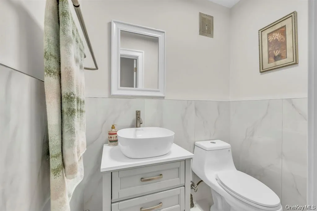 6 Kuchler Drive, La Grange, NY, 4 Bedroom Bedrooms, 8 Room Rooms,2 BathroomBathrooms,Residential Lease,For Rent,Kuchler,0,1058451 6 Kuchler Drive, La Grange, NY, 4 Bedroom Bedrooms, 8 Room Rooms,2 BathroomBathrooms,Residential Lease,For Rent,Kuchler,0,1058451