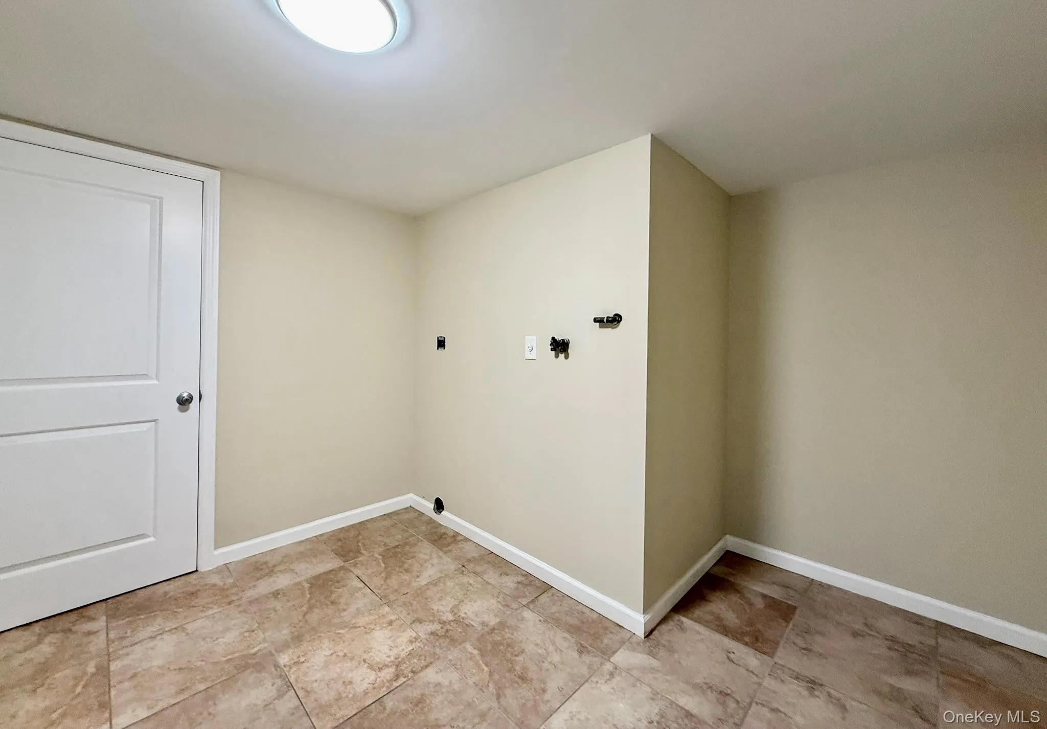 Laundry room with storage Laundry room with storage