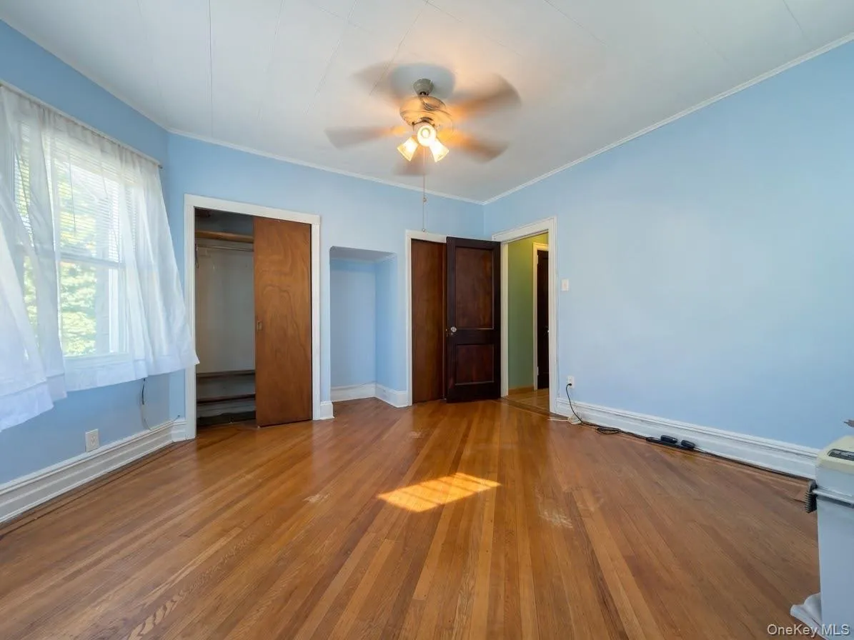 75-35 60th Place, New York, NY, 3 Bedrooms Bedrooms, 7 Rooms Rooms,2 BathroomsBathrooms,Residential,For Rent,60th,0,1058464 75-35 60th Place, New York, NY, 3 Bedrooms Bedrooms, 7 Rooms Rooms,2 BathroomsBathrooms,Residential,For Rent,60th,0,1058464