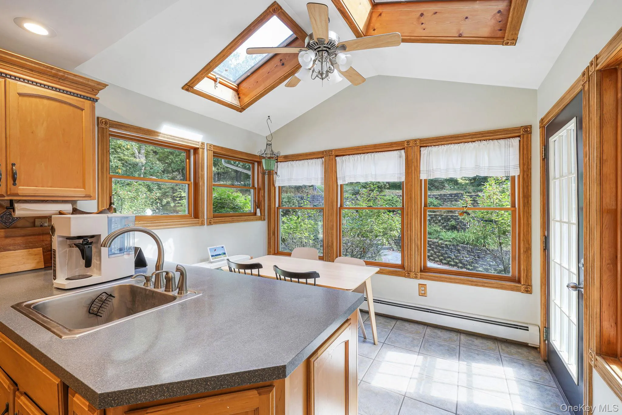 47 Points Of View, Warwick (town), NY, 3 Bedrooms Bedrooms, 10 Rooms Rooms,3 BathroomsBathrooms,Residential,For Rent,Points Of,0,1058469 47 Points Of View, Warwick (town), NY, 3 Bedrooms Bedrooms, 10 Rooms Rooms,3 BathroomsBathrooms,Residential,For Rent,Points Of,0,1058469