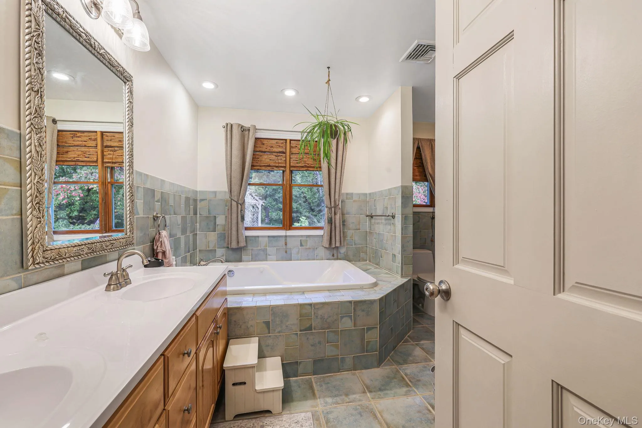 47 Points Of View, Warwick (town), NY, 3 Bedrooms Bedrooms, 10 Rooms Rooms,3 BathroomsBathrooms,Residential,For Rent,Points Of,0,1058469 47 Points Of View, Warwick (town), NY, 3 Bedrooms Bedrooms, 10 Rooms Rooms,3 BathroomsBathrooms,Residential,For Rent,Points Of,0,1058469